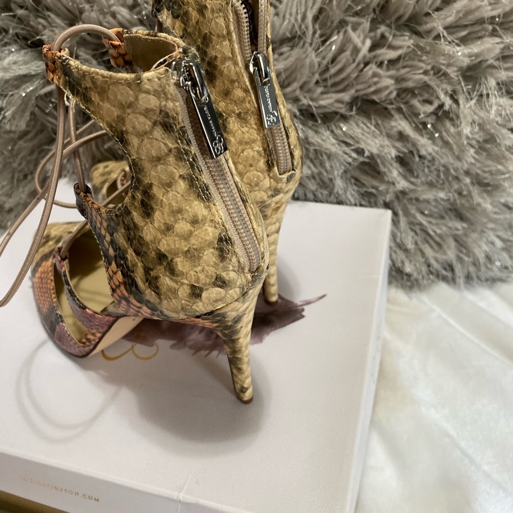 Stylish Snakeskin Patterned Heels - image 2